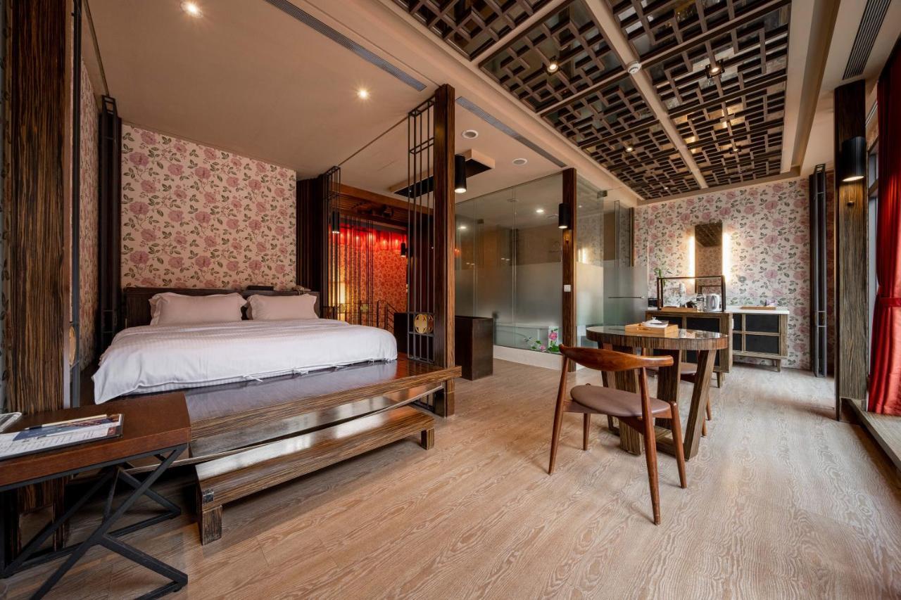 Tian Xia Ju Motel Yilan Kültér fotó